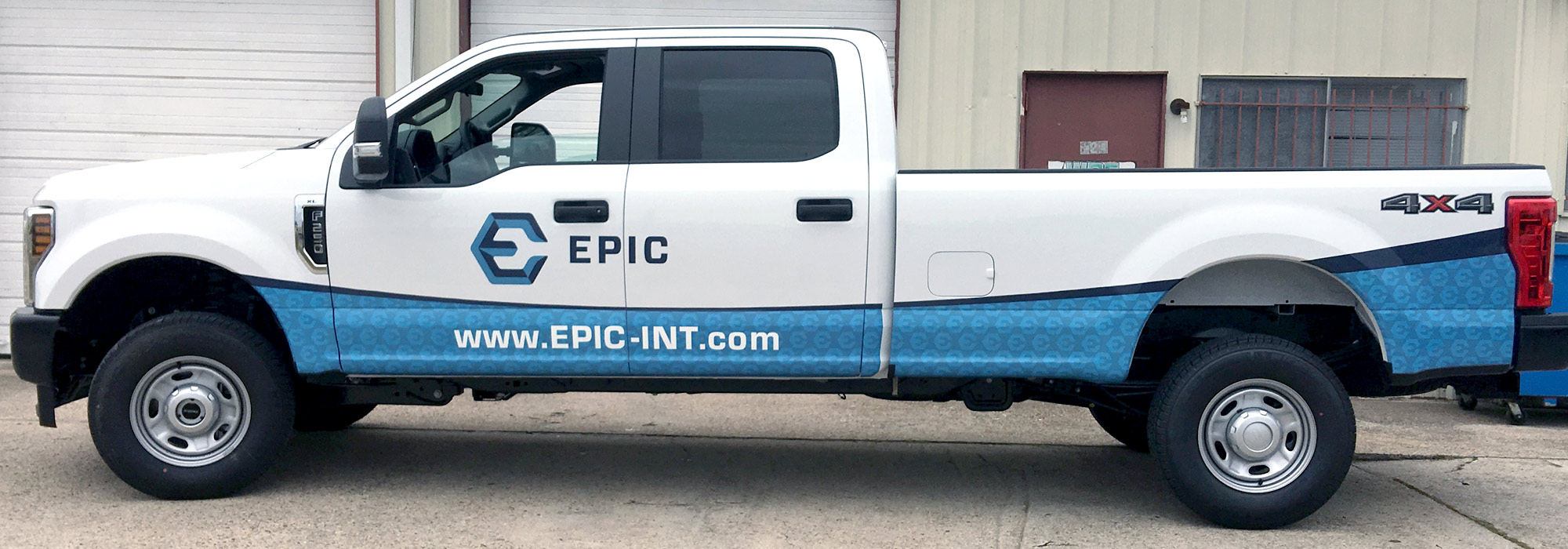Vehicle Graphics on Small Truck